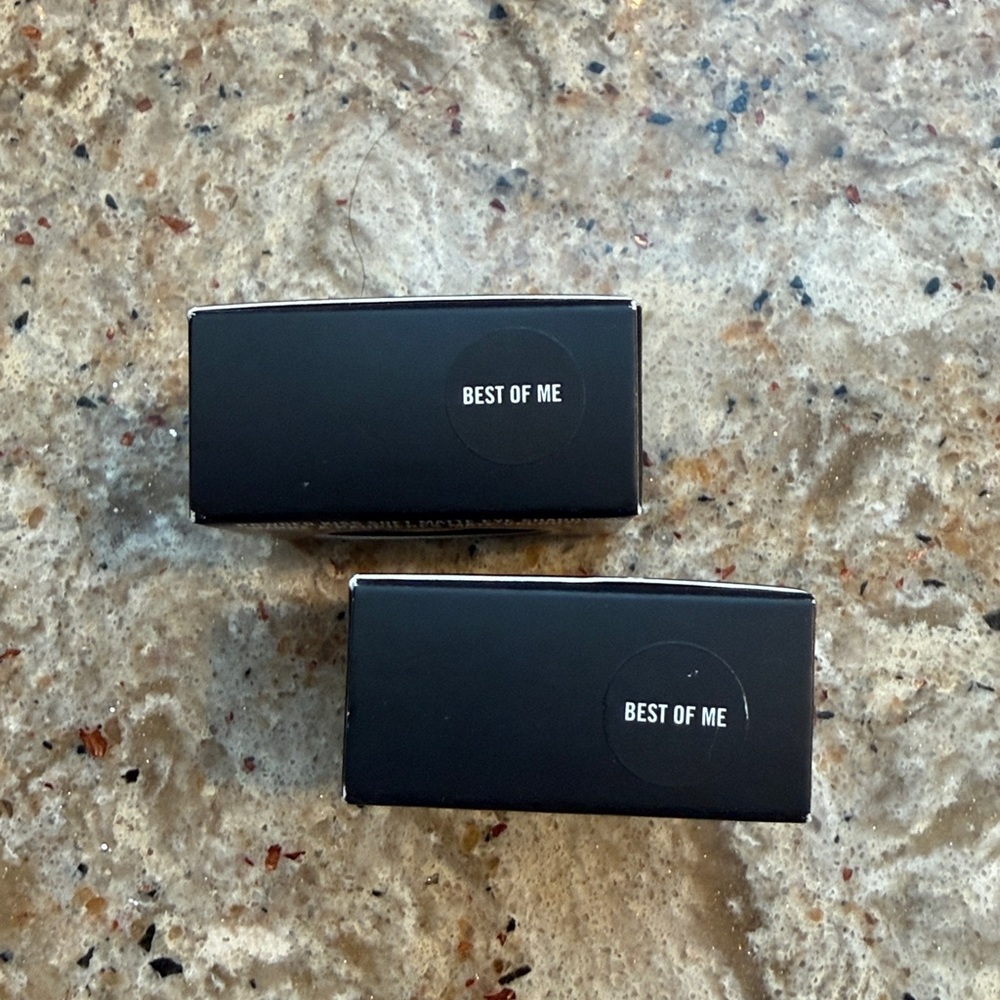 MAC Cosmetics Powder Kiss Soft Matte Eye Shadow - Best of Me - Picture 2 of 2